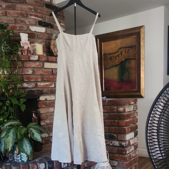DISSH Milahn Natural Cream Linen Maxi Dress - Picture 2 of 13